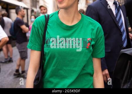 Rome, Italy. 28th June, 2021. Sit-in organized by workers of various state museums and archaeological areas in Italy, in front of headquarters of Ministry of Culture in Rome (Photo by Matteo Nardone/Pacific Press) Credit: Pacific Press Media Production Corp./Alamy Live News Stock Photo