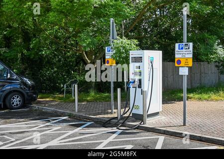 Swindon, Wiltshire, England - June 2021: Electric vehicle charging point installed at the Leigh Delamere service station on the M4 motorway. Stock Photo