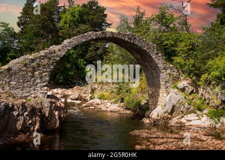 The Old Packhorse Bridge, Carrbridge, Highlands, Scotland, UK. Stock Photo