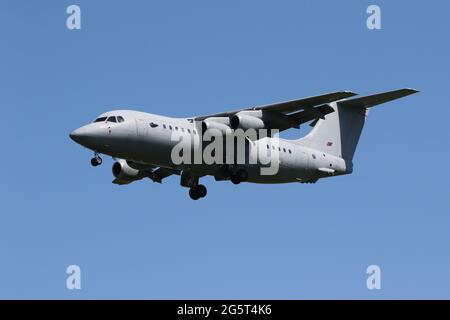 ZE708, a BAe 146 C3 operated by 32 Squadron, Royal Air Force, at Prestwick International Airport in Ayrshire, Scotland. Stock Photo