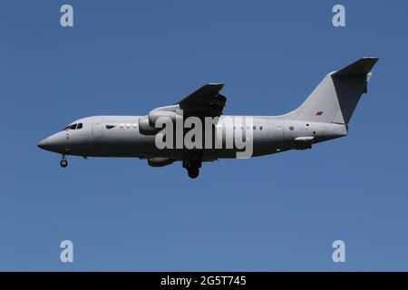 ZE708, a BAe 146 C3 operated by 32 Squadron, Royal Air Force, at Prestwick International Airport in Ayrshire, Scotland. Stock Photo