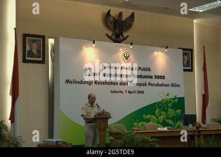 Jakarta, Indonesia. 7th April 2008. The Directorate General of Disease Control and Environmental Health at the Indonesian Ministry of Health, Dr. I Nyoman Kandu, gives a report during the opening of a media and public seminar held in Leimena Room at the ministry's office in Jakarta. The seminar is a part of a series of event celebrating the 2008 World Health Day in Jakarta, Indonesia. The theme for the 2008 celebration is 'protecting health from climate change'. Stock Photo