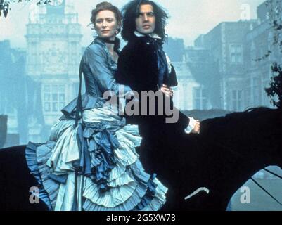 ORLANDO 1992 Sony Pictures Classic film with Tilda Swinton and Billy Zane Stock Photo