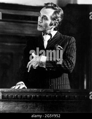 Terence Stamp, Half-Length Portrait, on-set of the Film, 'The Hit', Palace Pictures, 1985 Stock Photo