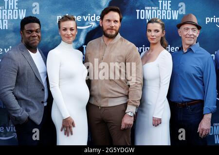 Cast members Yvonne Strahovski, Chris Pratt and Betty Gilpin pose as