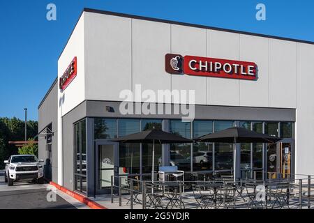 New Chipotle Mexican Grill with drive-thru in Loganville, Georgia. (USA) Stock Photo