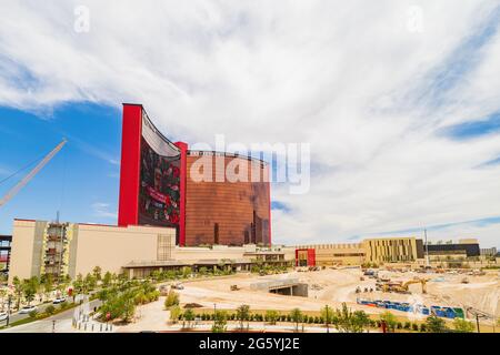 Las Vegas, JUN 28, 2021 - Exterior view of the Resorts World casino Stock Photo