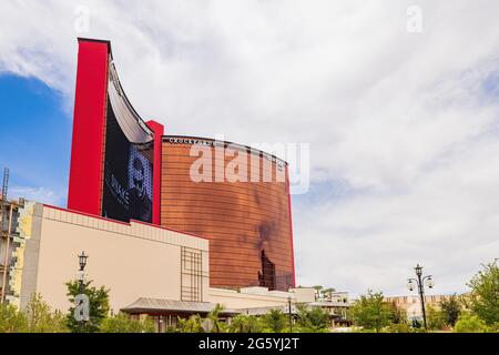 Las Vegas, JUN 28, 2021 - Exterior view of the Resorts World casino Stock Photo