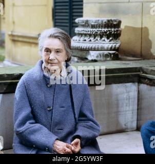 Elisabeth Bergner, österreichisch-britische Theater- und Filmschauspielerin, Portrait circa 1982. Elisabeth Bergner, Austrian-British stage actress and film actress, portrait circa 1982. Stock Photo