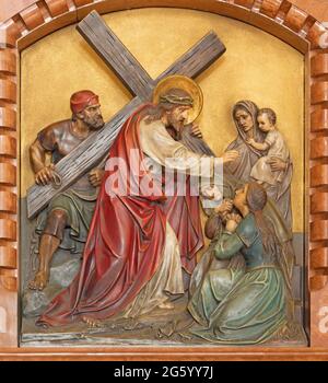 VIENNA, AUSTIRA - JUNI 18, 2021: The relief of Veronica wipes the face of Jesus in the Herz Jesu church from begin of 20. cent. by Workroom Stock Photo