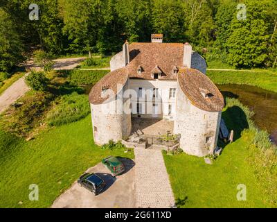 France, Val d'Oise, Montmorency Forest, the Chasse castle (aerial view) Stock Photo