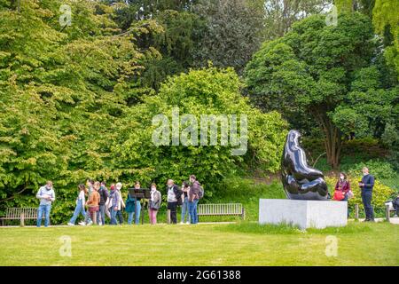 France, Paris, Jardin des Plantes, exhibition Fragiles colosses by Michel Bassompierre, April 30 to August 30, 2021 Stock Photo