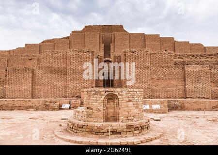Iran Constrictive Pyramid Chogha Zanbil Ziggrat(ziqqrat),massive stepped pyramid-like complex of ...