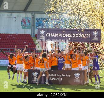 Glasgow, UK. 06th June, 2021. Glasgow City players lift the trophy on the Scottish Women's Premier League match between Glasgow City and Rangers played at Broadwood Stadium in Glasgow, Scotland Credit: SPP Sport Press Photo. /Alamy Live News Stock Photo