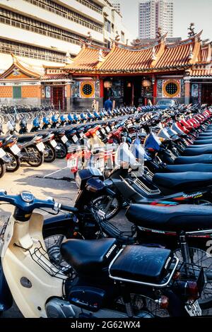 Motorbike parking in Saigon, Hi Chi Minh city, Vietnam Stock Photo