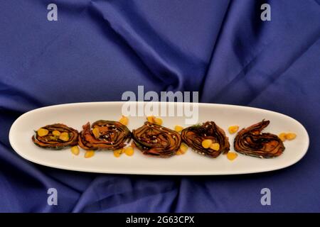 Alu Vadi or Aluchi Vadi or Patra, Paatra is a popular maharashtrian and ...