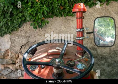 Oldtimer tractor . IMT 533 del uxe Stock Photo