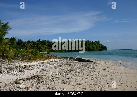 Jaluit atoll, Marshall Islands - White sand beach, lagoon and palm trees Stock Photo