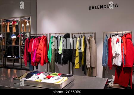 Balenciaga factory discount outlet usa