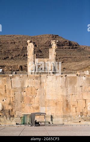 Persepolis, the great staircase, and platform, xerxes gate, ceremonial capital of Achaemenid empire, Fars Province, Iran, Persia, Western Asia, Asia Stock Photo