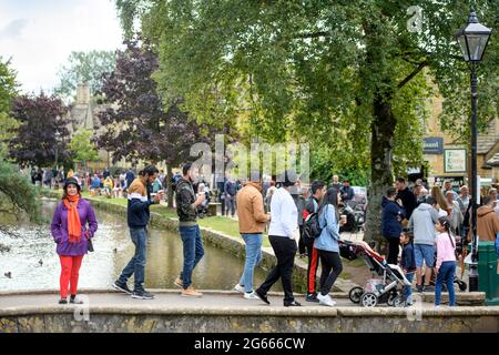 Scenes in the Cotswold village of Bourton-on-the-Water which experienced unprecedented visitor numbers during the Coronavirus pandemic, Aug 2020 Stock Photo