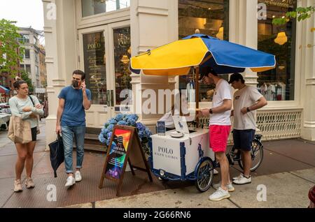 Pops pride hi-res stock photography and images - Alamy