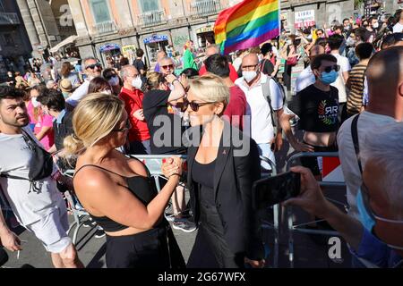 napoli, Campania, ITALY. 2nd July, 2021. 07/03/2021 Naples, Piazza Dante Alighieri this afternoon there was the annual parade of the Gay pryde 2021 in thousands gathered in the famous square to remember the rights of homosexuals.In the picture: Francesca Pascale ex girlfriend of Premier Silvio Berlusconi Credit: Fabio Sasso/ZUMA Wire/Alamy Live News Stock Photo