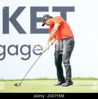 Detroit, Michigan, USA. 3rd July, 2021. Byeong Hun An from Seoul, South Korea tees off on the 18th hole at The Rocket Mortgage Classic. Credit: David Donoher/ZUMA Wire/Alamy Live News Stock Photo