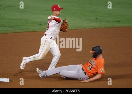 Los Angeles Angels shortstop Jose Iglesias (4) hugs Detroit Tigers' Miguel  Cabrera at second base in the first inning of a baseball game in Detroit,  Thursday, Aug. 19, 2021. (AP Photo/Paul Sancya