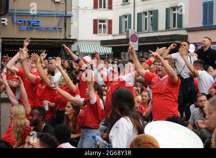 Switzerland: Public football event at Longstreet in Zürich city at the UEFA champion chip 2021 Switzerland against Spain Stock Photo