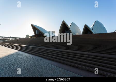 Sydney, Australia. 04th July, 2021. Sydney, Australia. Sunday 4th July 2021.Opera House steps empty due to the second week of lockdown as a result of the Delta Variant in Sydney. Credit: Paul Lovelace/Alamy Live News Stock Photo