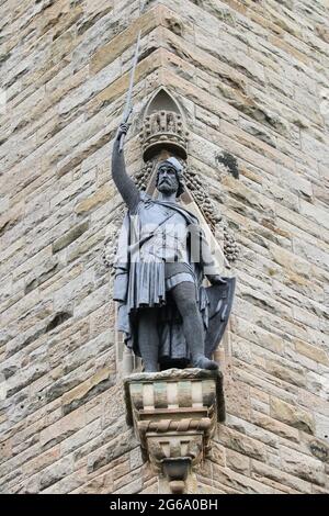 Bronze Statue of William Wallace on the National Wallace Monument in Stirling Stock Photo