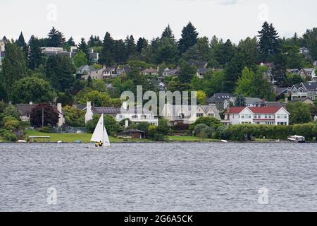 Sailboat sailing on Lake Washington in Seattle Stock Photo