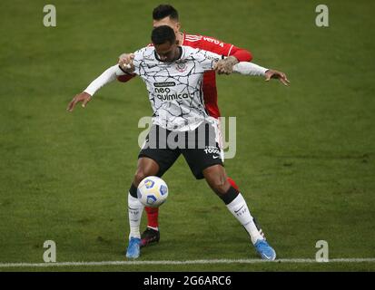 Pelo Brasileirão, Corinthians recebe Internacional na Neo Química Arena