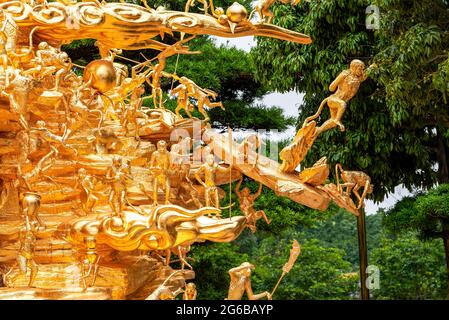 The pure gold sculpture in Baomo Garden, Guangzhou, China, Huaguoshan Monkey King Stock Photo