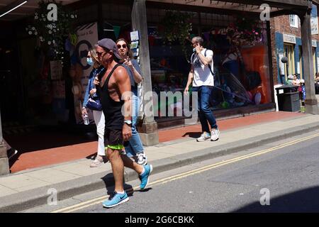 Rye, East Sussex, UK. 05 Jul, 2021. UK Weather: Hot and sunny day in the historic town of Rye as visitors are seen walking and drinking in the high street. Photo Credit: Paul Lawrenson /Alamy Live News Stock Photo