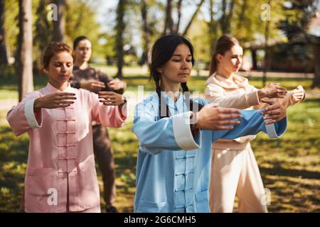 Tai Chi For Health - 氣功 QIGONG - ZHAN ZHUANG 站桩 Although there is no  substitute for direct instruction from an actualized teacher, books  throughout history were highly prized for the knowledge