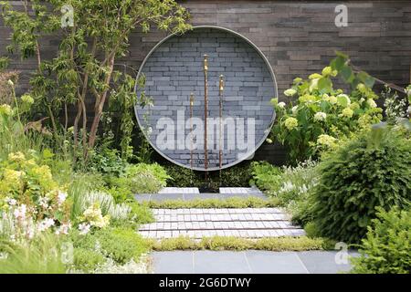 'A Place to Meet Again' Lifestyle Garden, Silver-Gilt Medal, RHS Hampton Court Palace Garden Festival 2021, Preview Day, 5 July 2021, London, UK Stock Photo