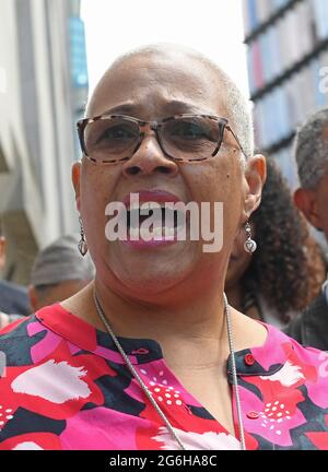 Mina Smallman, the mother of Nicole Smallman speaking outside the Old Bailey in London after Danyal Hussein was found guilty of killing sisters Nicole Smallman and Bibaa Henry. Picture date: Tuesday July 6, 2021. Stock Photo