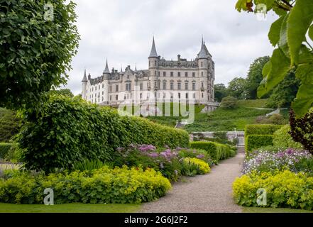 Exterior view of Dunrobin Castle, Golspie, Sutherland, Scotland, Home of the Earls and Dukes of Sutherland. Stock Photo