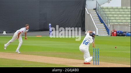 Birmingham, UK. 06th July, 2021. Men's Cricket - LV= County Championship Group One - Warwickshire Bears v Durham Credit: SPP Sport Press Photo. /Alamy Live News Stock Photo