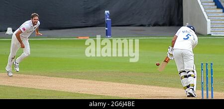 Birmingham, UK. 06th July, 2021. Men's Cricket - LV= County Championship Group One - Warwickshire Bears v Durham Credit: SPP Sport Press Photo. /Alamy Live News Stock Photo