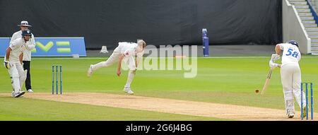 Birmingham, UK. 06th July, 2021. Men's Cricket - LV= County Championship Group One - Warwickshire Bears v Durham Credit: SPP Sport Press Photo. /Alamy Live News Stock Photo