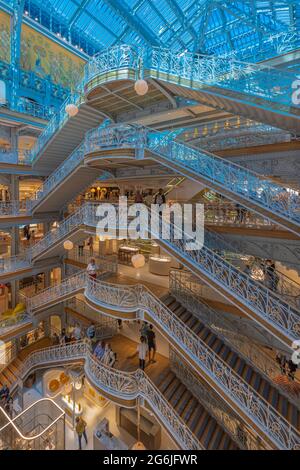 Interior view of the La Samaritaine department store, 1. Arrondissement,  Paris, France, Europe Stock Photo - Alamy