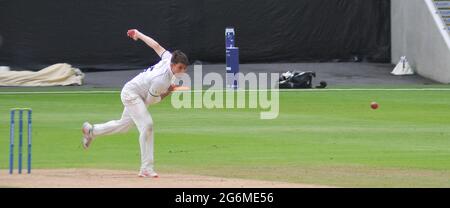 Birmingham, UK. 06th July, 2021. Durham in bat day 4 Men's Cricket - LV= County Championship Group One - Warwickshire Bears v Durham Credit: SPP Sport Press Photo. /Alamy Live News Stock Photo