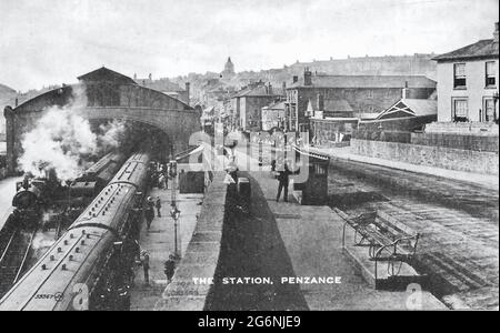 Penzance Railway Station - circa 1910 Stock Photo