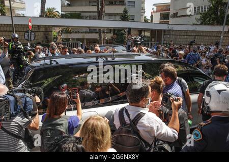 Rome, Italy. 07th July, 2021. Raffaella Carrà, Funeral procession in Rome. In the photo: Via nemea 21 Credit: Independent Photo Agency/Alamy Live News Stock Photo