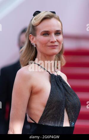 cannes-july-07-diane-kruger-arrives-to-the-premiere-of-tout-s-est