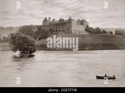 A late 19th century view of the ruins of Linlithgow Palace,  on the banks of Linlithgow Loch, near the town of the same name in West Lothian, Scotland. The palace, where Mary, Queen of Scots was born, was one of the principal residences of the monarchs of Scotland in the 15th and 16th centuries  Although maintained after Scotland's monarchs left for England in 1603, the palace was little used, and was burned out in 1746.