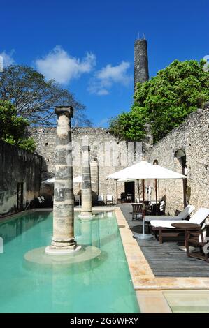 MEXICO. STATE OF CAMPECHE.  THE SWIMMING POOL OF THE HACIENDA UAYAMON,FORMER SISAL PLANTATION FROM THE XVIIIE CENTURY AND NOW A LUXURY HOTEL, HAS BEEN Stock Photo